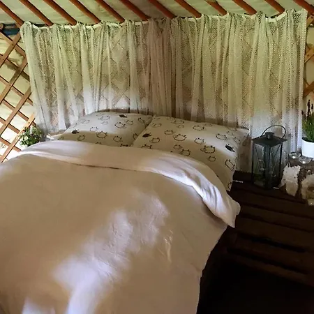 Chata Yurt - Jurticka